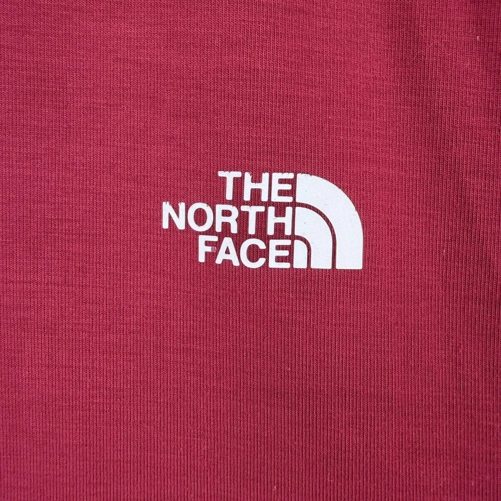 The North Face Shirt Mens Medium Red Short‎ Sleeve FlashDry-XD Athletic Top